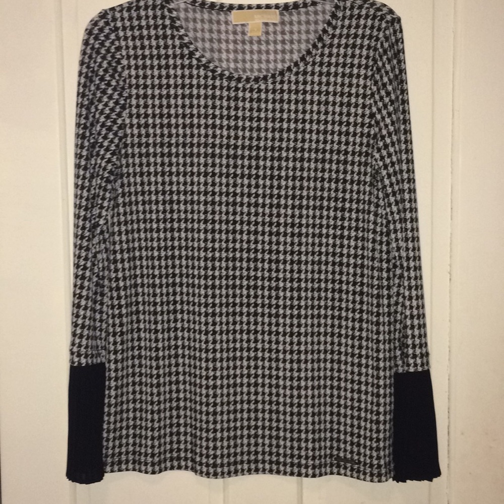 Houndstooth Blouse with Bell Sleeves